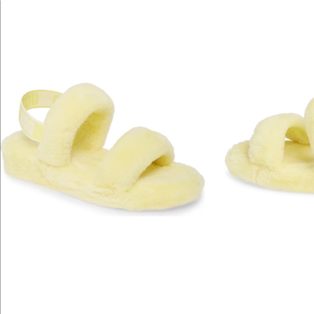UGG SLIPPERS